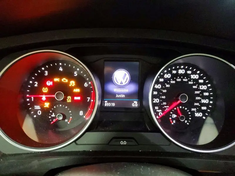 2018 VOLKSWAGEN TIGUAN SE/SEL  