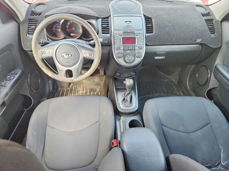 2011 KIA SOUL +  