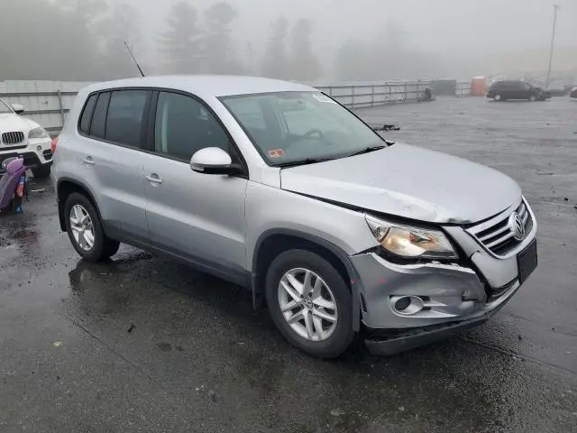2011 VOLKSWAGEN TIGUAN S  