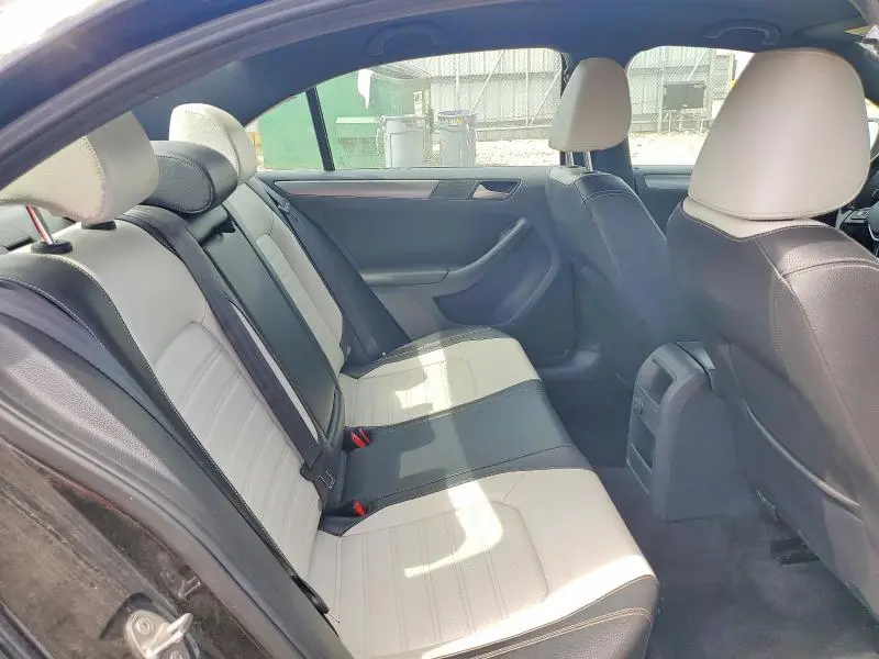 2016 VOLKSWAGEN JETTA   