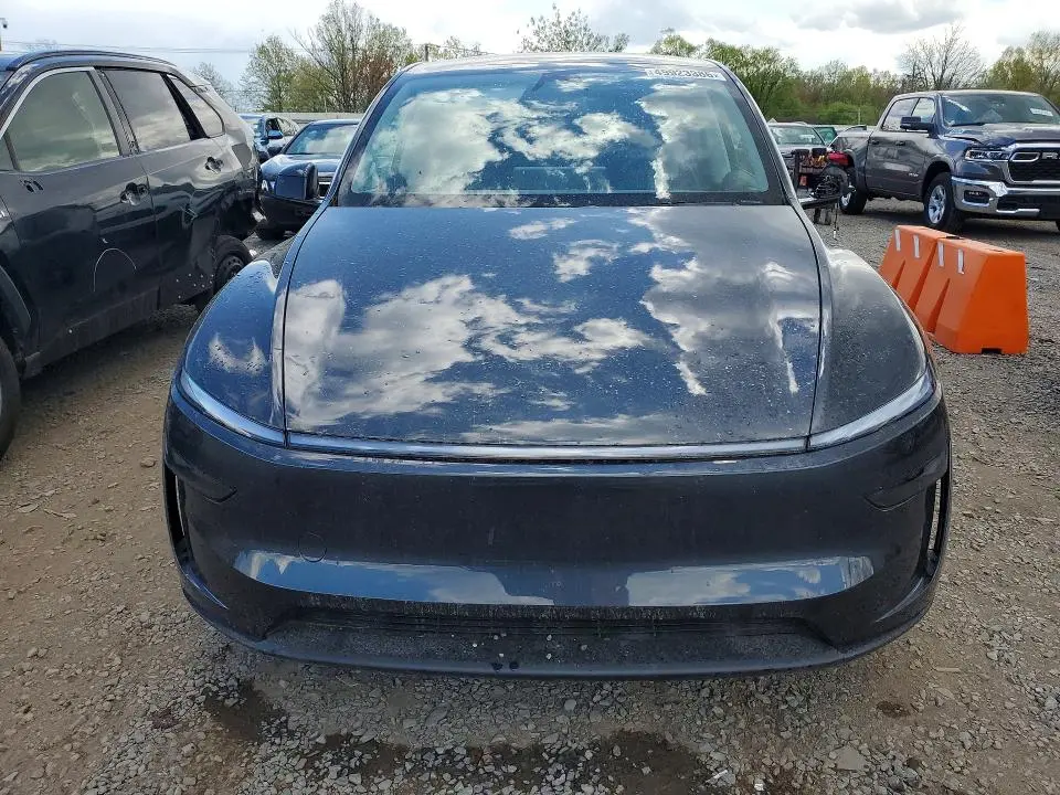 2026 TESLA MODEL Y   