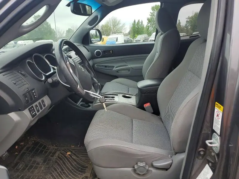 2012 TOYOTA TACOMA V6  