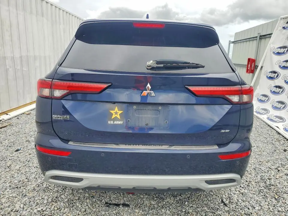 2023 MITSUBISHI OUTLANDER SE  