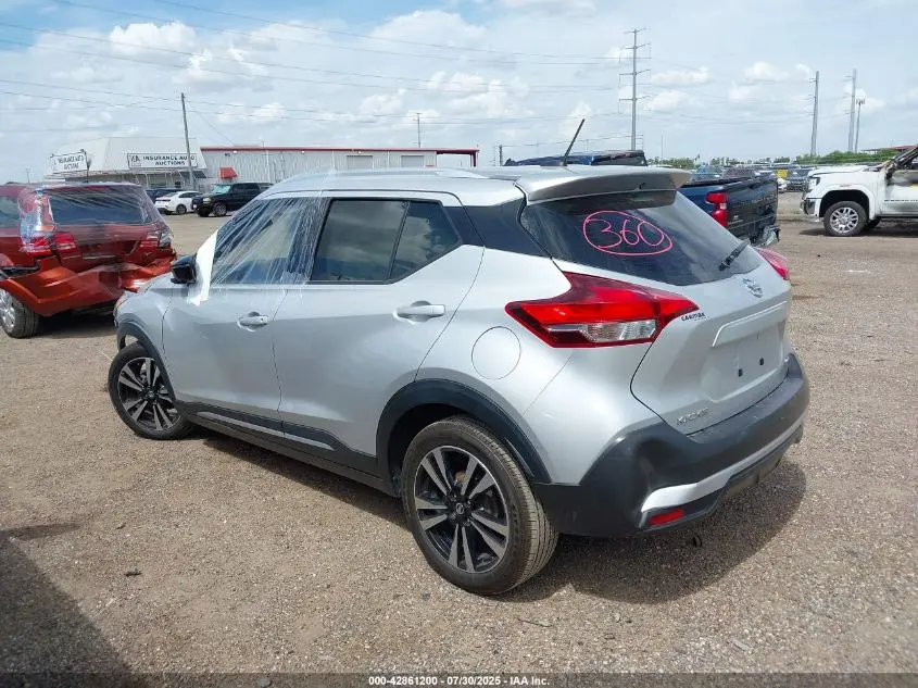 2019 NISSAN KICKS SR