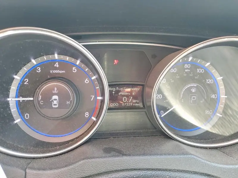 2013 HYUNDAI SONATA SE  