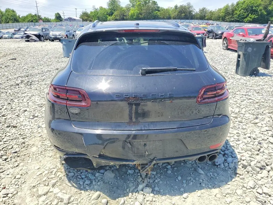 2018 PORSCHE MACAN GTS  