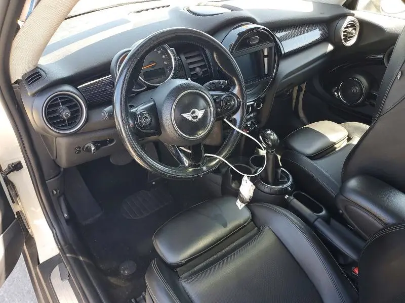 2020 MINI COOPER S  