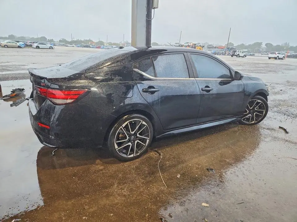 2024 NISSAN SENTRA SR  