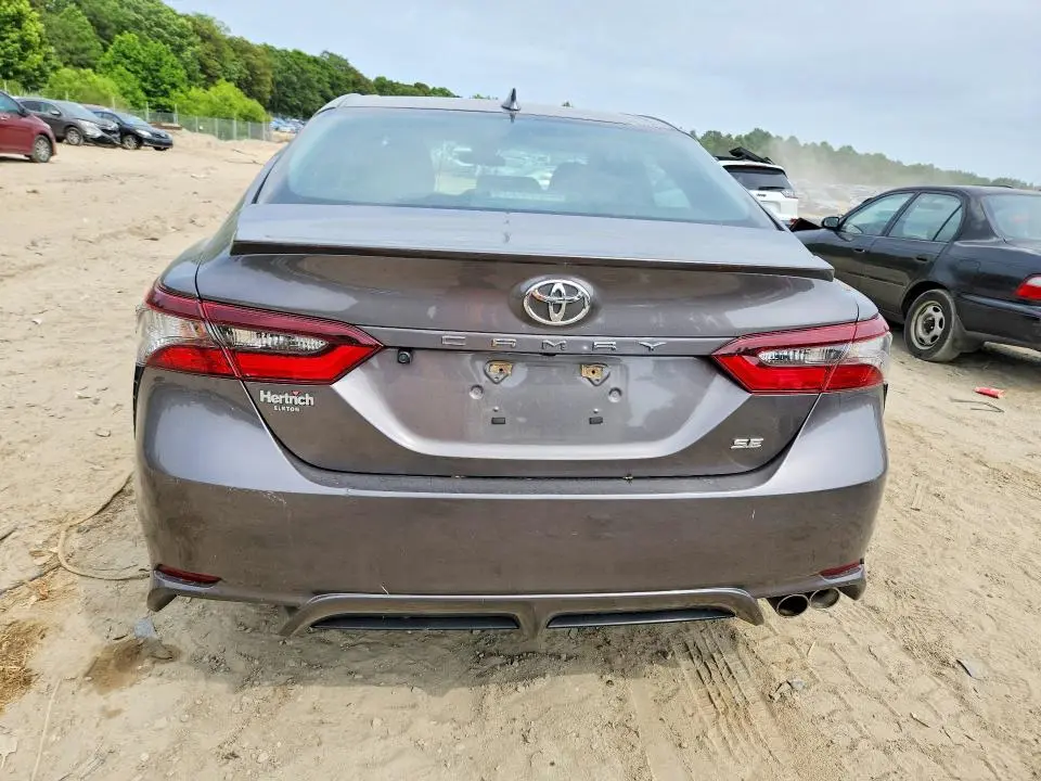 2022 TOYOTA CAMRY   