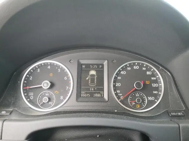 2010 VOLKSWAGEN TIGUAN   