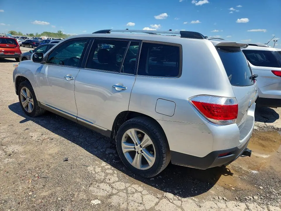 2013 TOYOTA HIGHLANDER LIMITED  