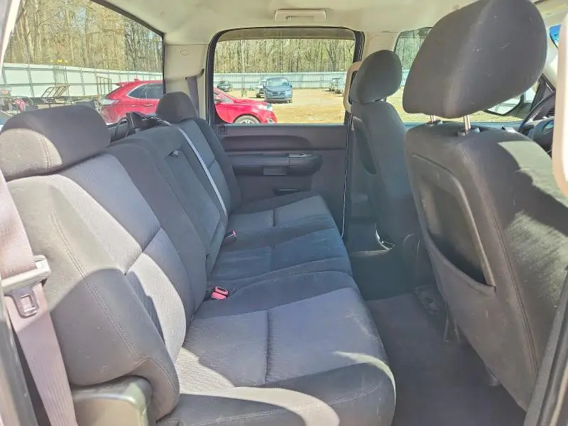 2011 CHEVROLET SILVERADO K1500 LT  