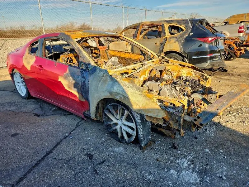 2010 NISSAN ALTIMA SR  