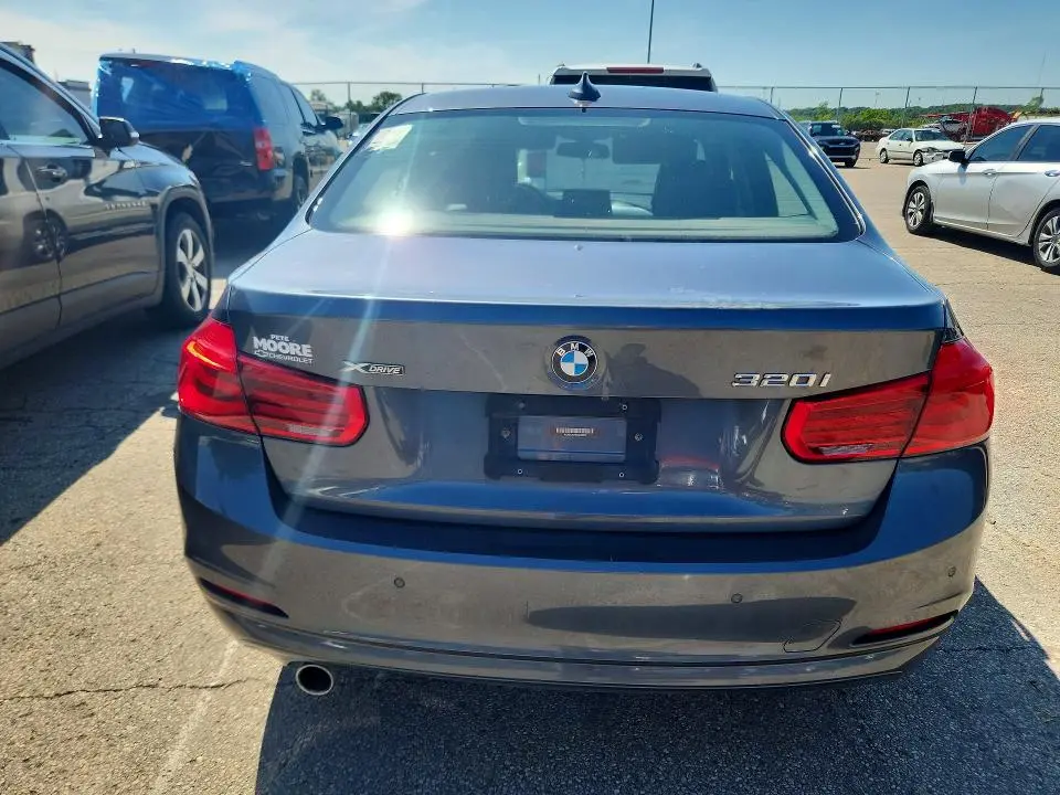 2018 BMW 320 XI  