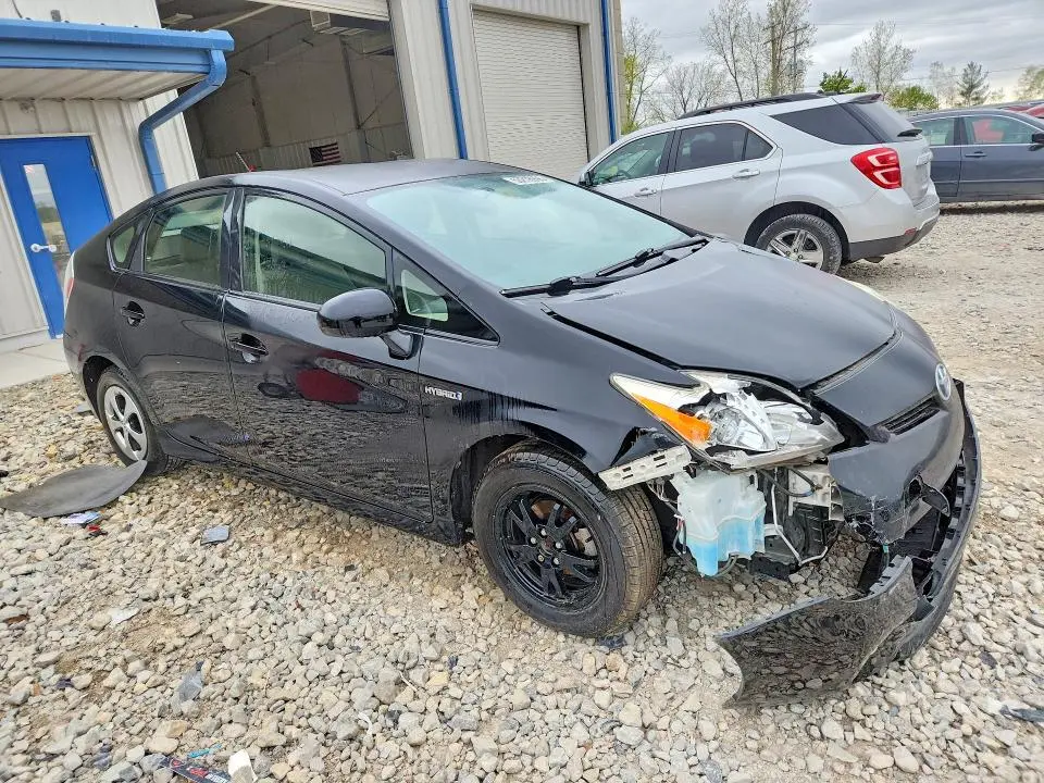 2015 TOYOTA PRIUS THREE  