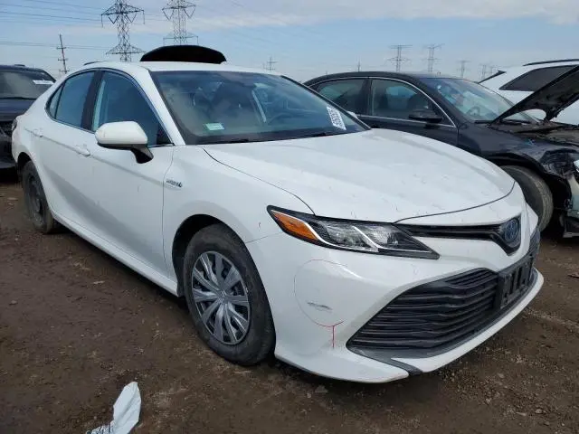 2020 TOYOTA CAMRY LE