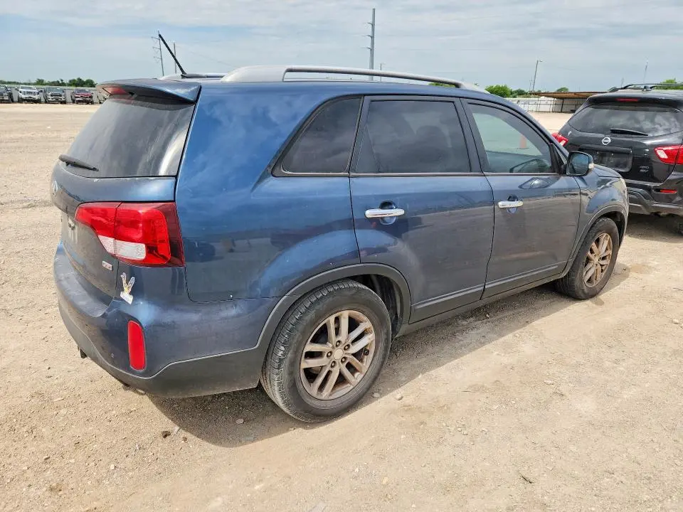 2014 KIA SORENTO LX  