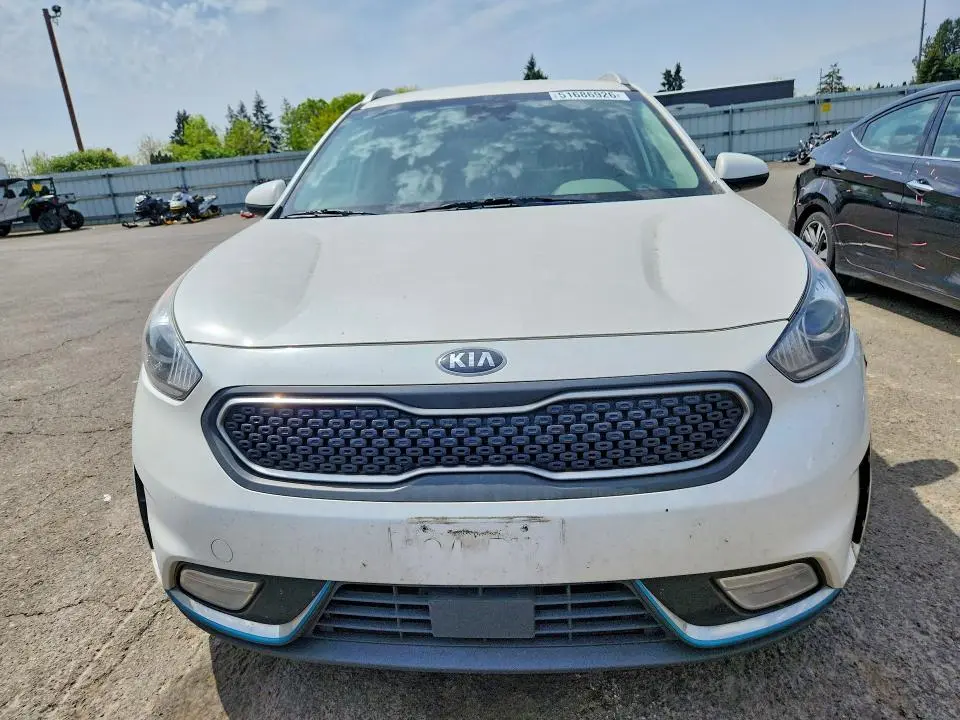 2019 KIA NIRO LX  