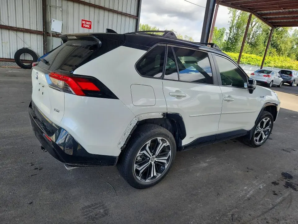 2022 TOYOTA RAV4 PRIME XSE  