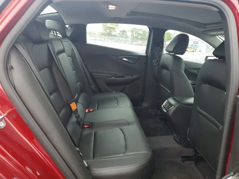 2017 CHEVROLET MALIBU LT  
