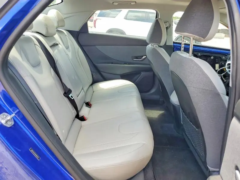 2021 HYUNDAI ELANTRA LIMITED  