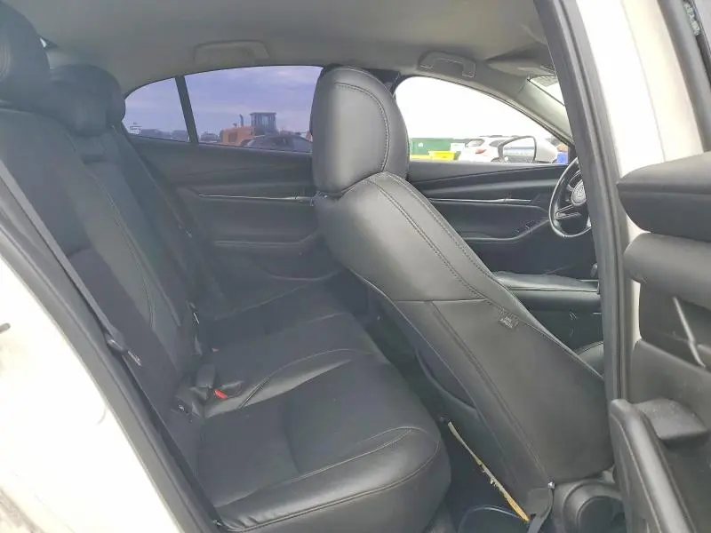 2020 MAZDA 3 SELECT  