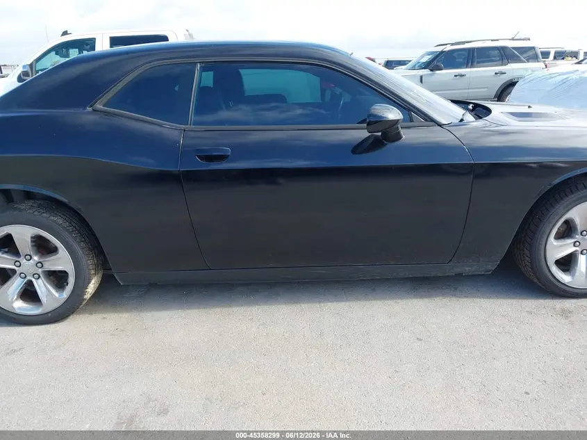 2014 DODGE CHALLENGER SXT