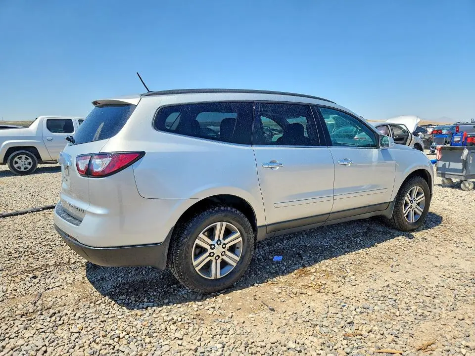 2015 CHEVROLET TRAVERSE LT  