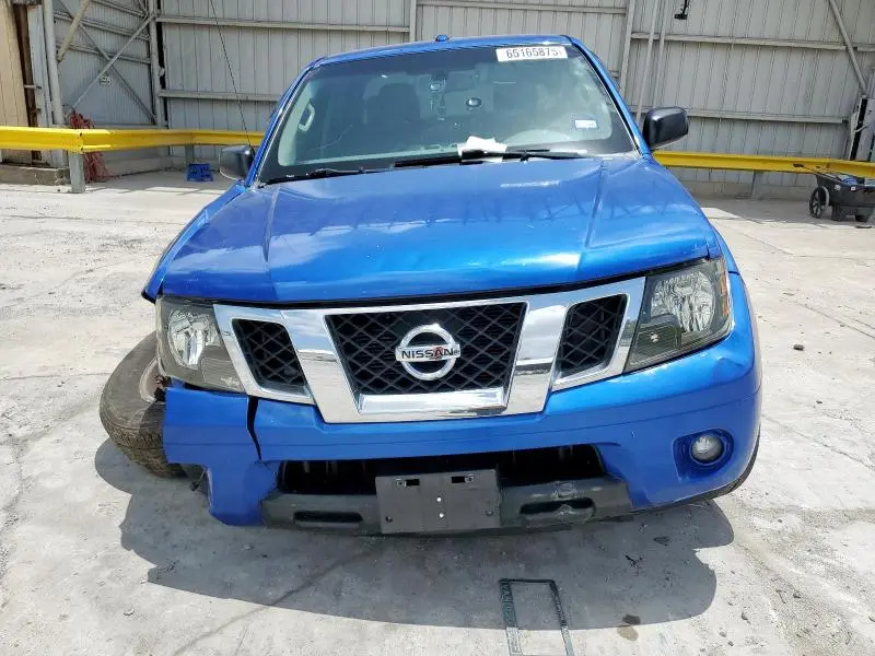 2015 NISSAN FRONTIER S  