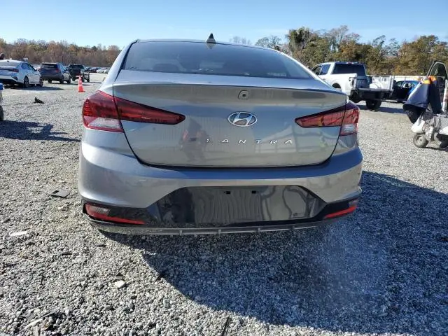 2019 HYUNDAI ELANTRA SEL  