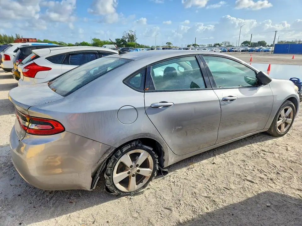 2015 DODGE DART SXT  
