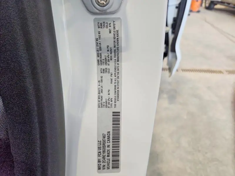 2025 CHRYSLER PACIFICA SELECT  