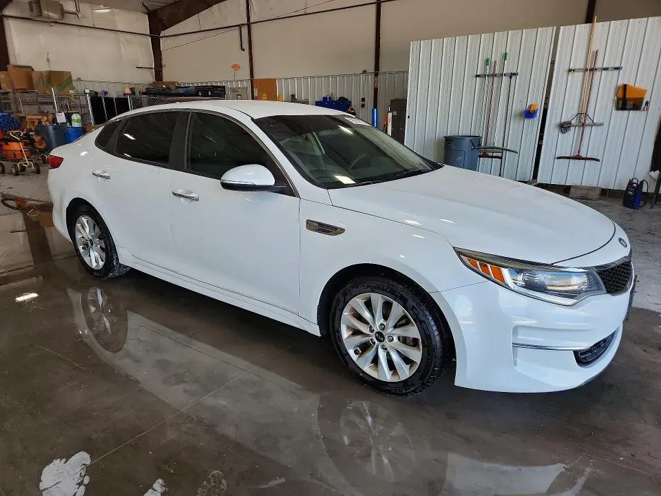 2017 KIA OPTIMA LX  