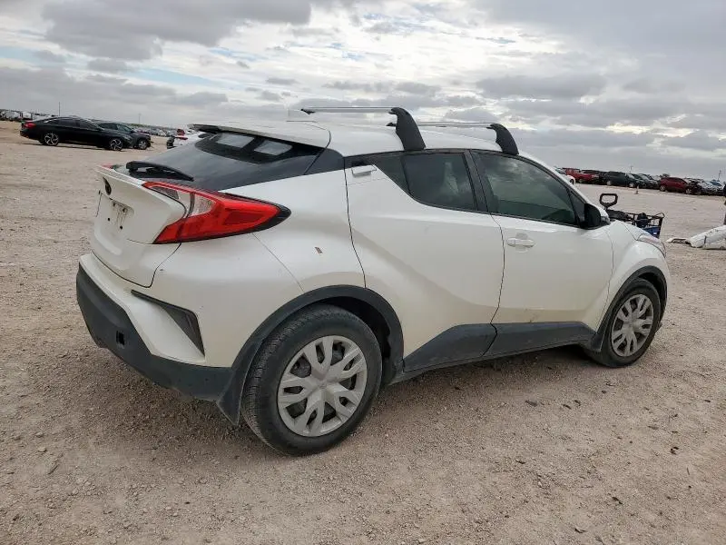 2021 TOYOTA C-HR XLE  