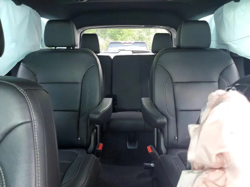2022 CHEVROLET TRAVERSE LT  