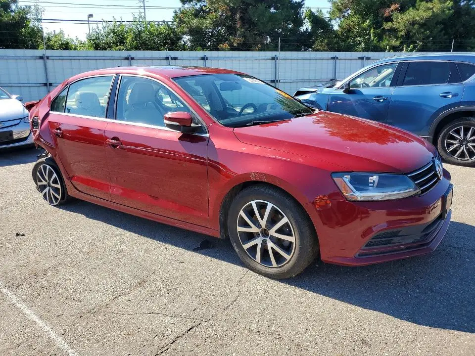 2017 VOLKSWAGEN JETTA SE  