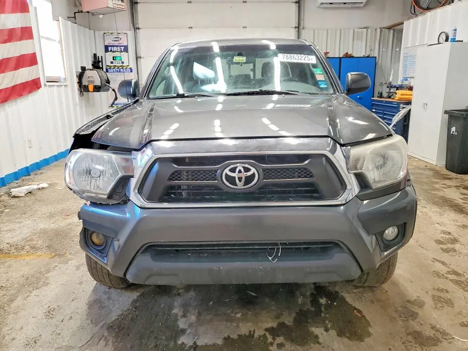 2015 TOYOTA TACOMA V6  