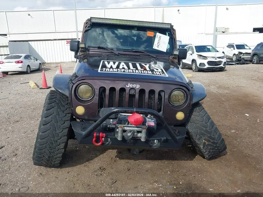 2013 JEEP WRANGLER UNLIMITED SAHARA