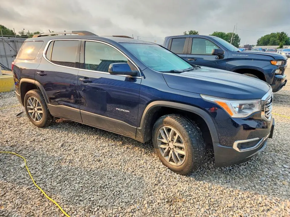 2017 GMC ACADIA SLE  