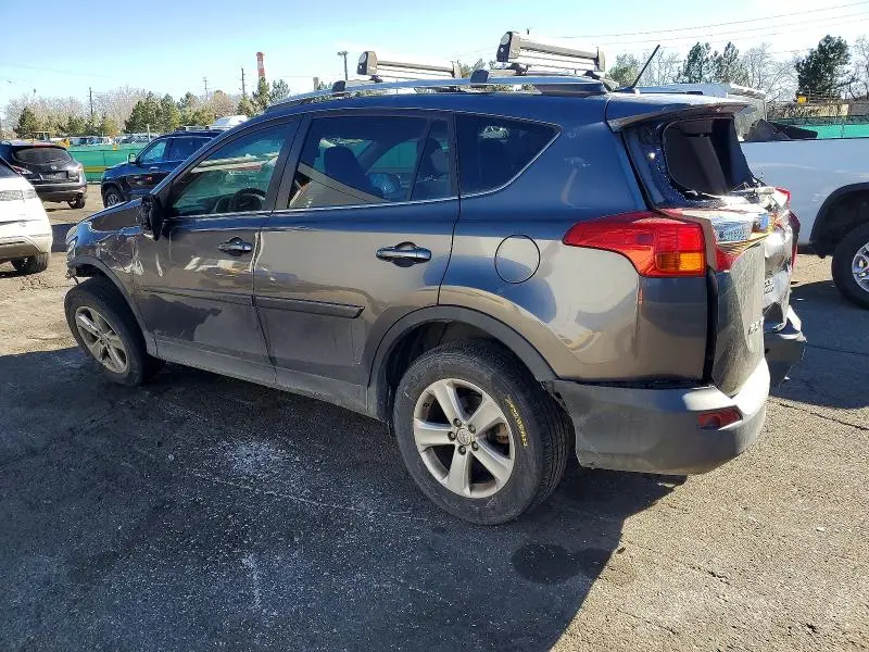 2013 TOYOTA RAV4 XLE  