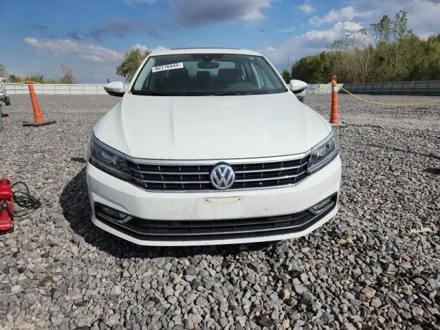 2018 VOLKSWAGEN PASSAT SEL PREMIUM  