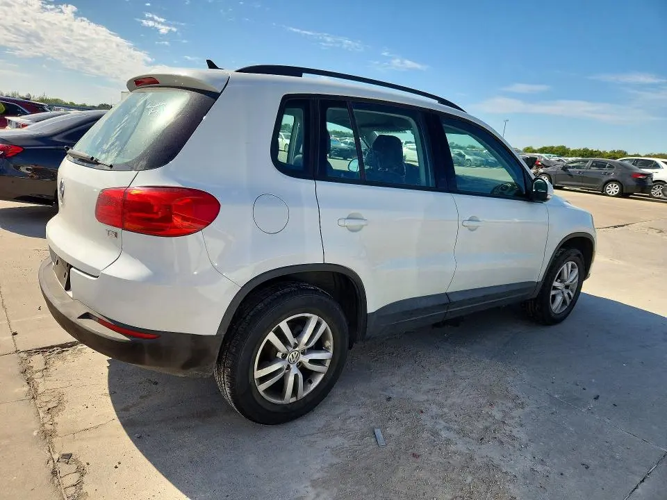 2017 VOLKSWAGEN TIGUAN S  