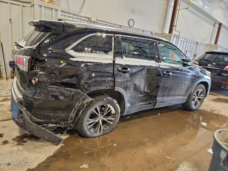 2016 TOYOTA HIGHLANDER XLE  