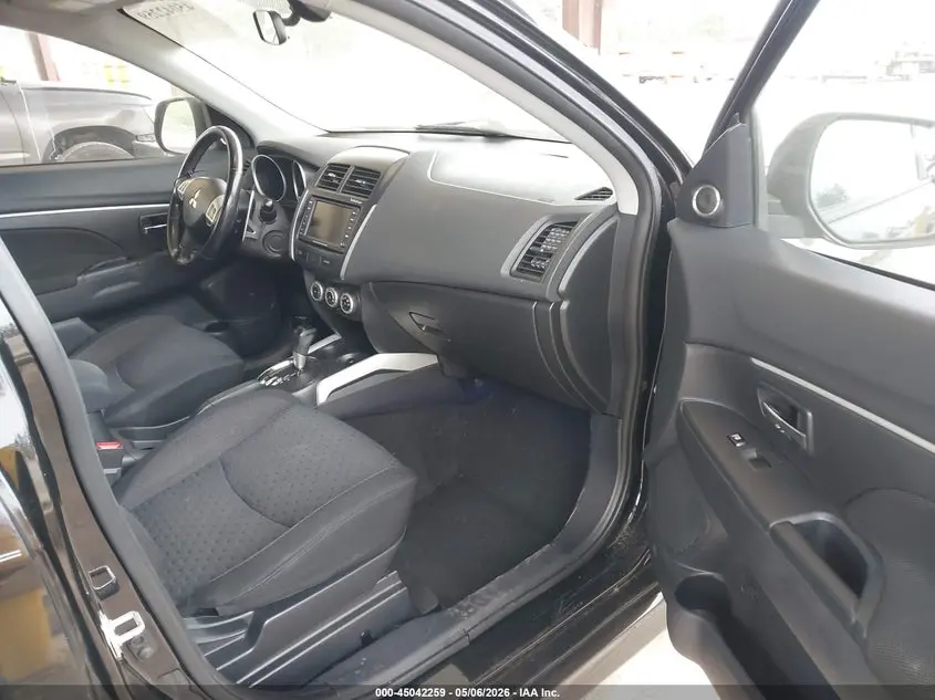 2011 MITSUBISHI OUTLANDER SPORT SE