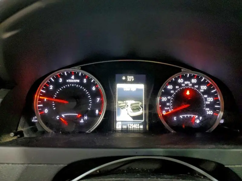 2016 TOYOTA CAMRY LE  