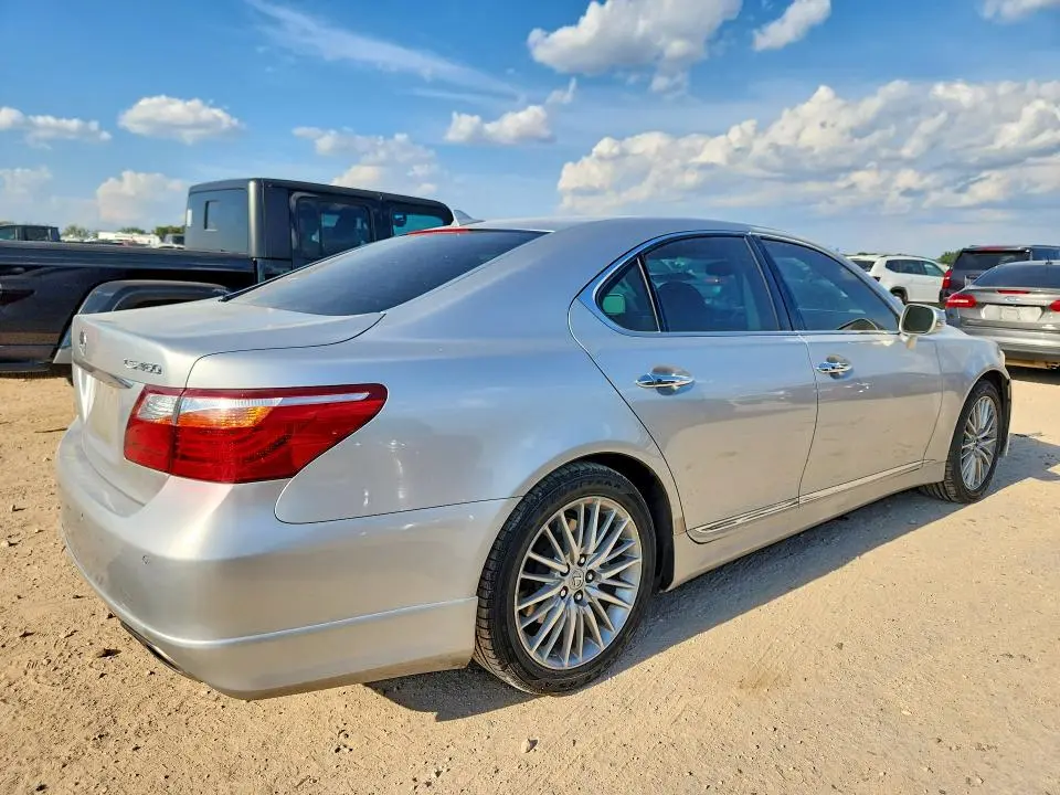 2012 LEXUS LS 460  