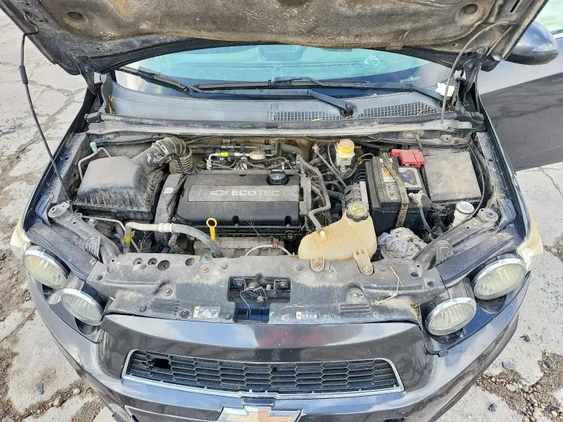 2016 CHEVROLET SONIC LT  