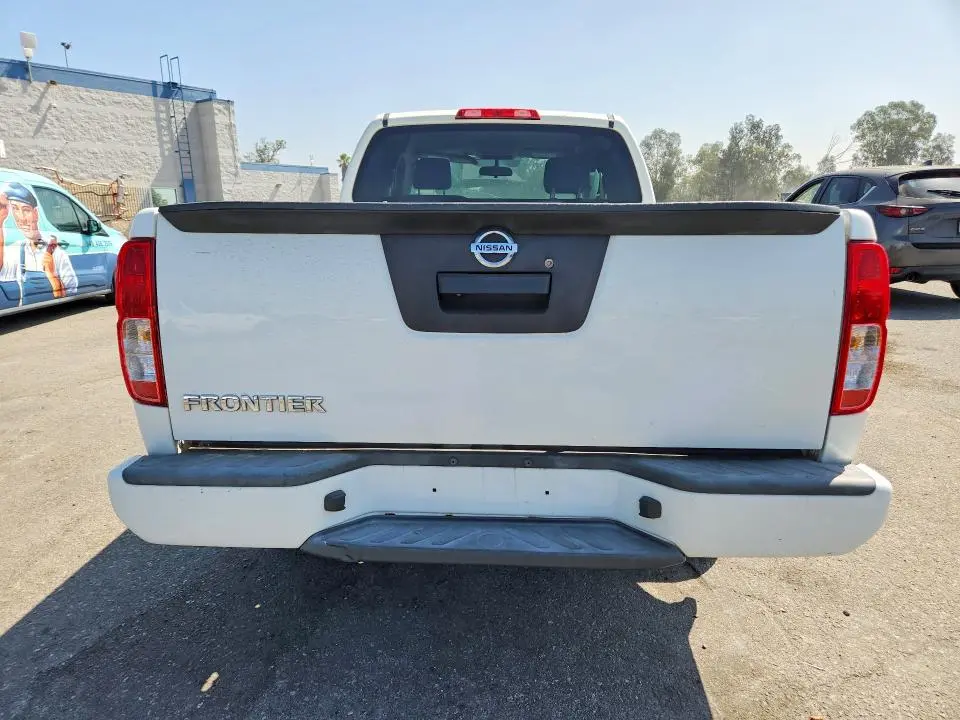 2018 NISSAN FRONTIER S  
