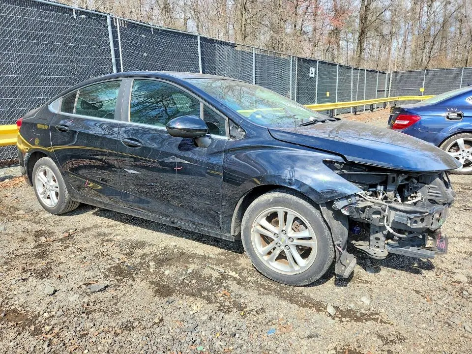 2016 CHEVROLET CRUZE LT  