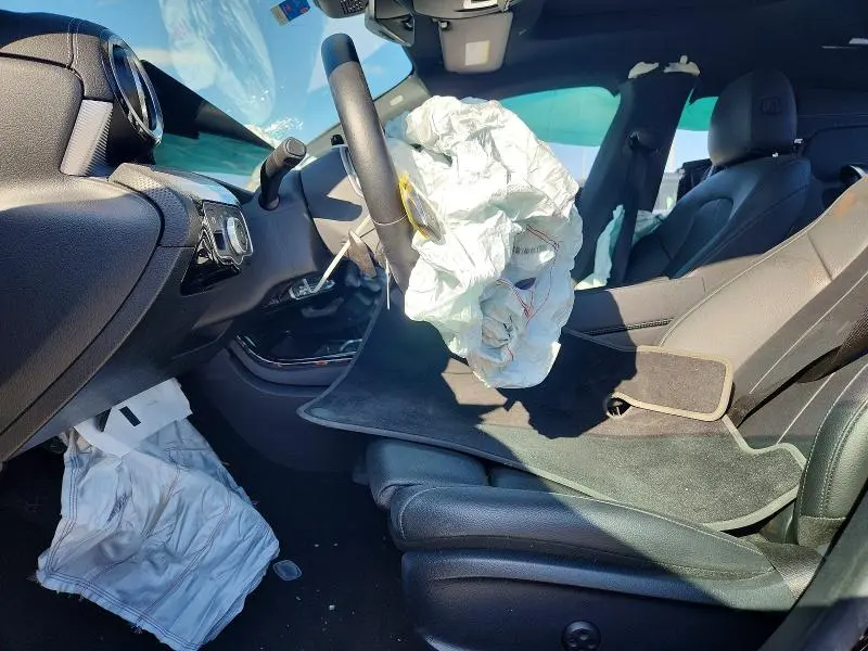 2021 MERCEDES-BENZ CLA 250  